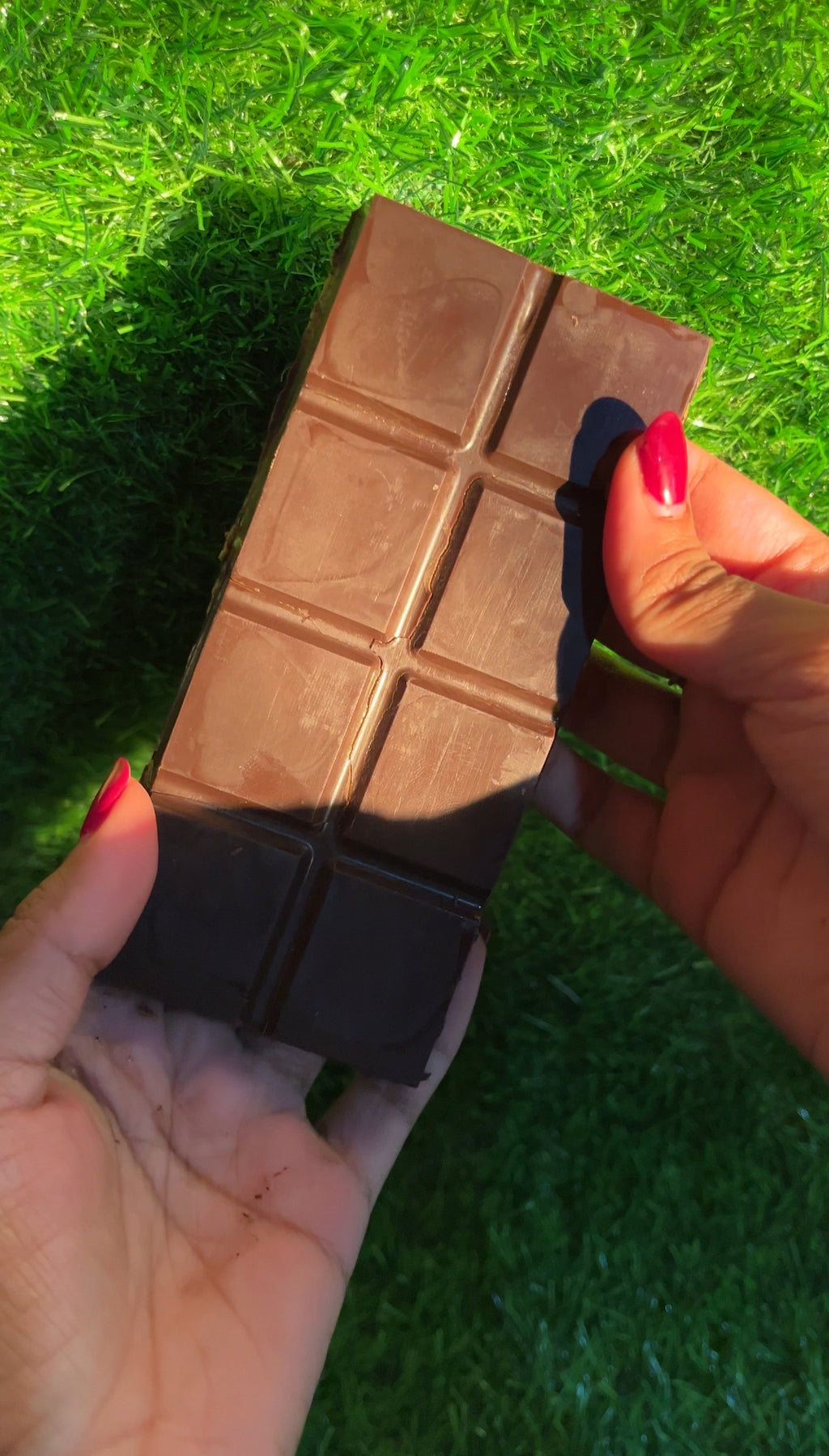 Mini Kunafa Chocolate Bar